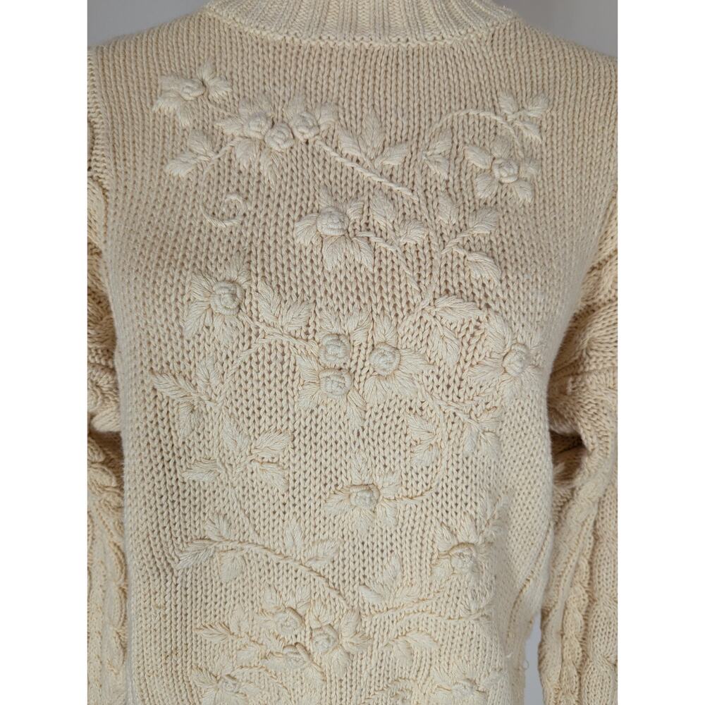 Vintage CASUAL CORNER Butter Yellow Knit Cotton Blend Size Small Floral Sweater - Picture 2 of 9